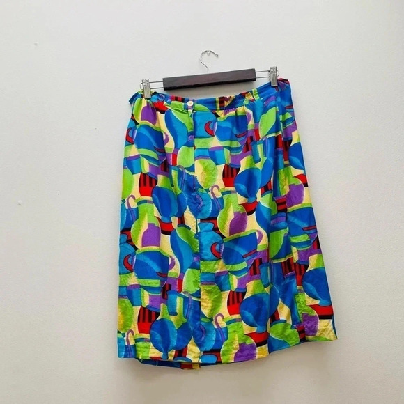 Vintage - 1980’s Ceramic Pattern Midi Silk Skirt - Picture 3 of 6